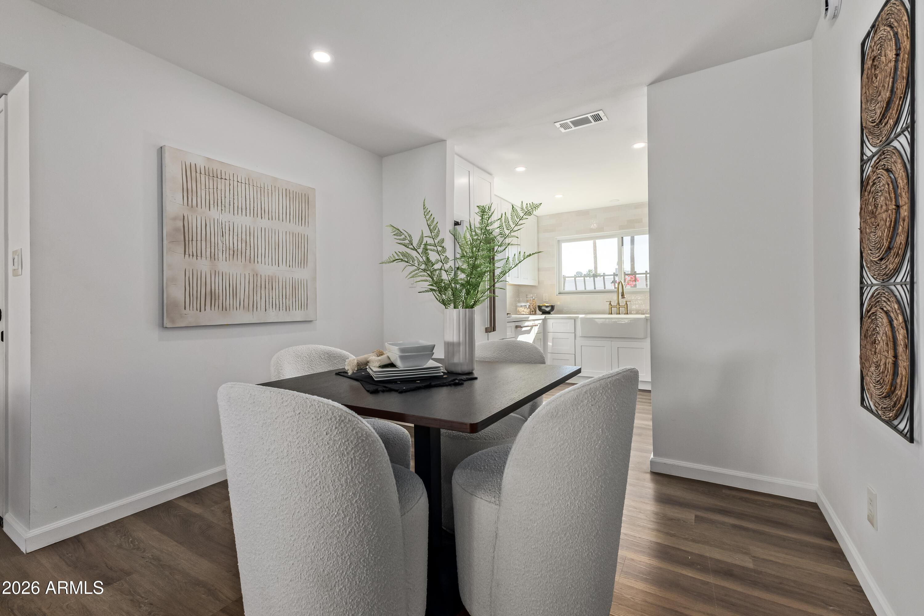 7638 E NORTHLAND Drive