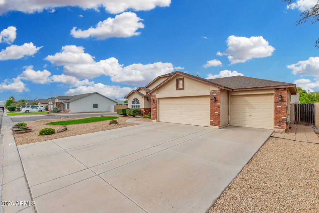 Photo of 3736 E Sandwick Drive, San Tan Valley, AZ 85140 (MLS # 6964109)