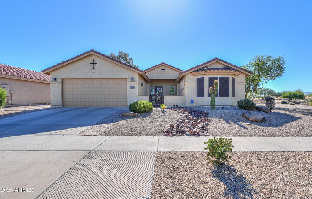 Photo of 2353 E Santiago Trail, Casa Grande, AZ 85194 (MLS # 6943011)