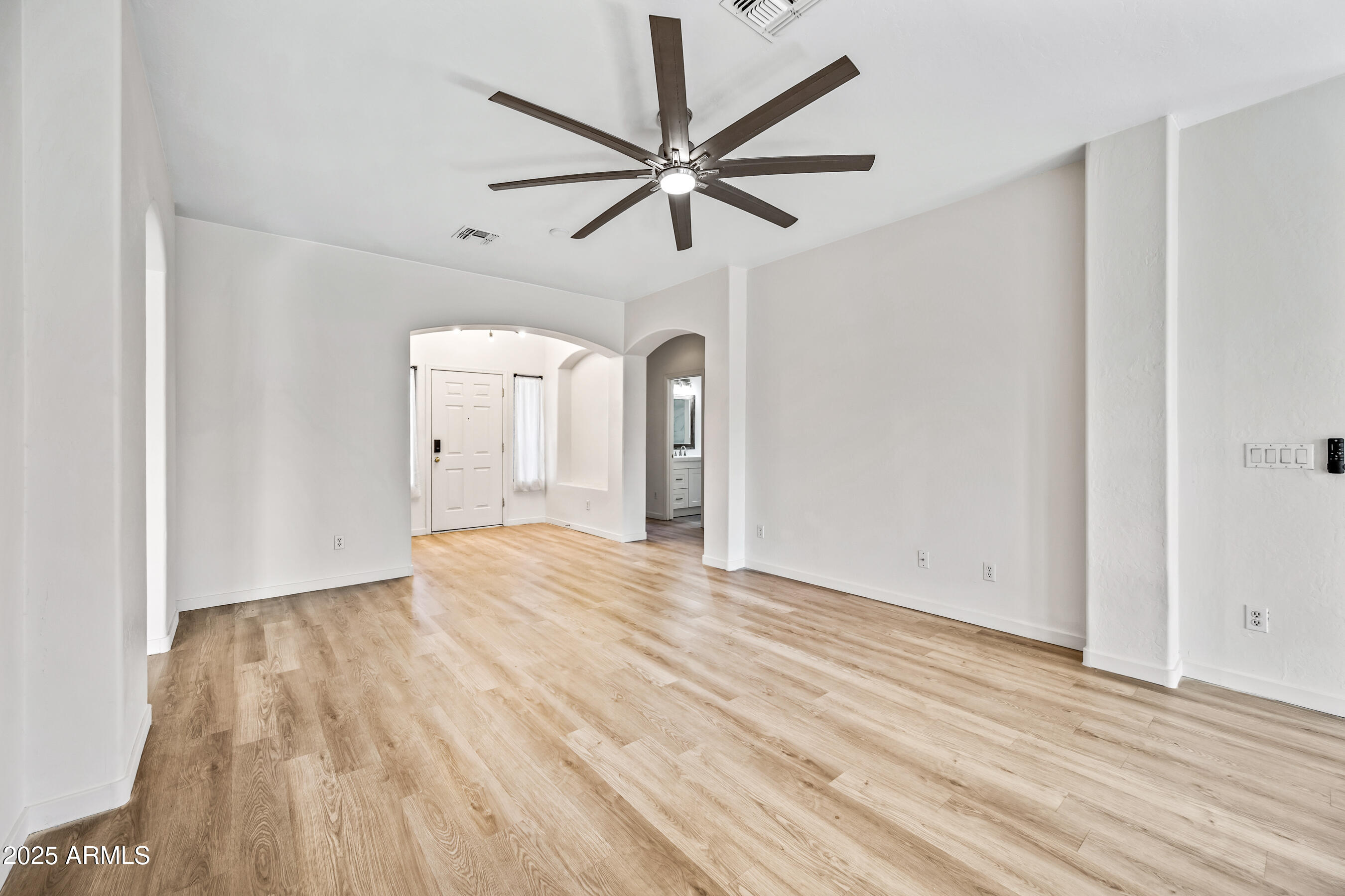 1704 S 79th Glen