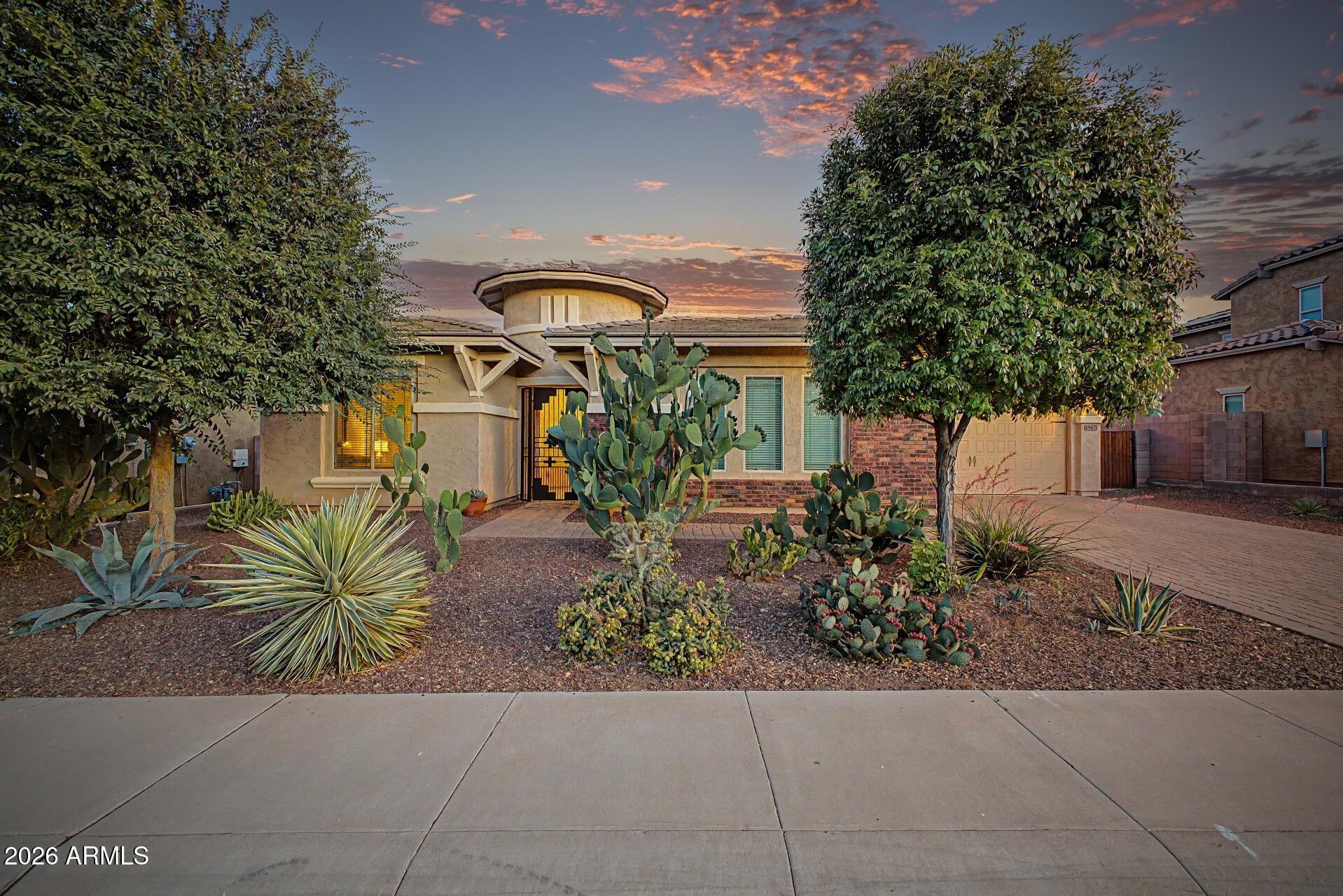 18471 W PARADISE Lane