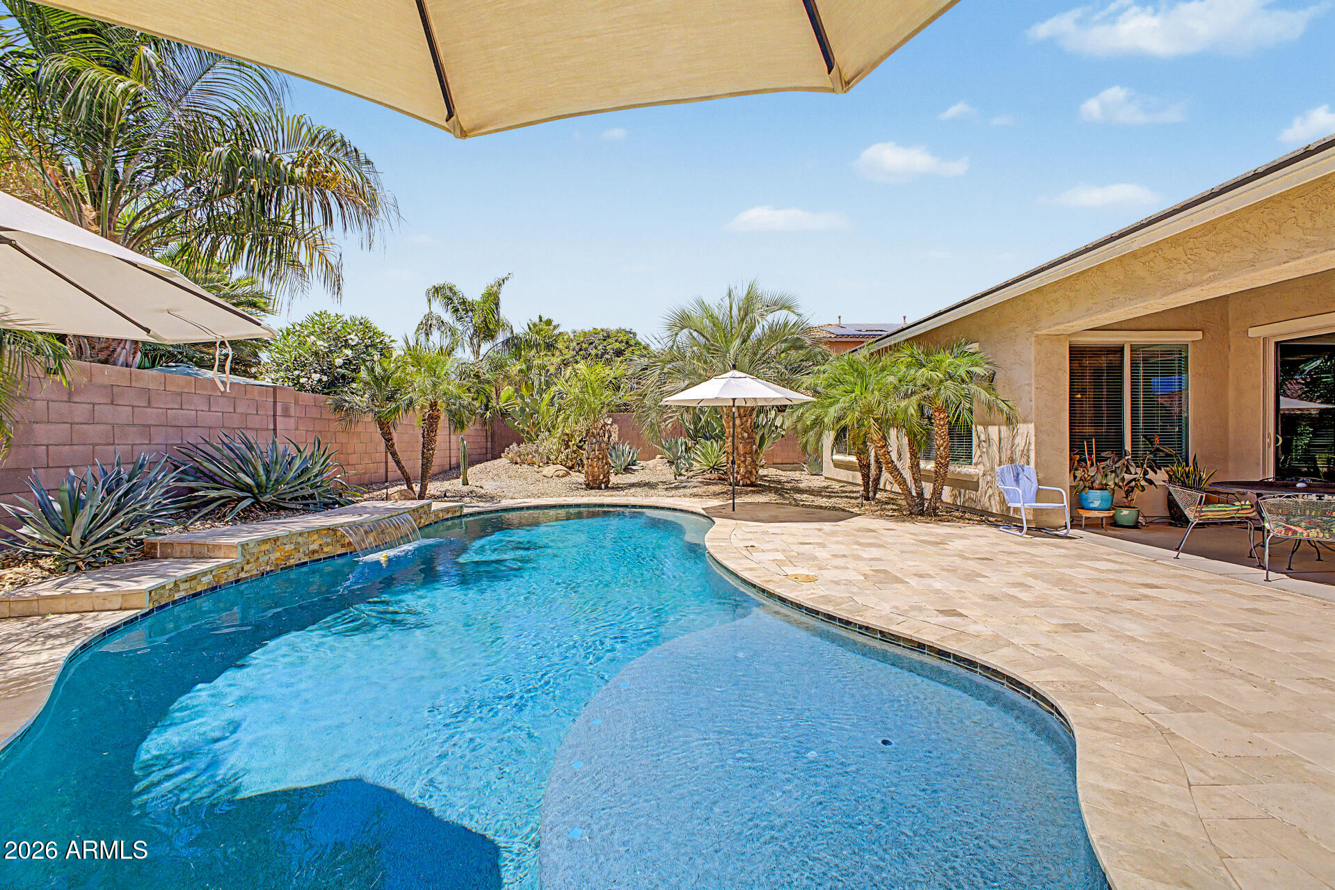 18471 W PARADISE Lane