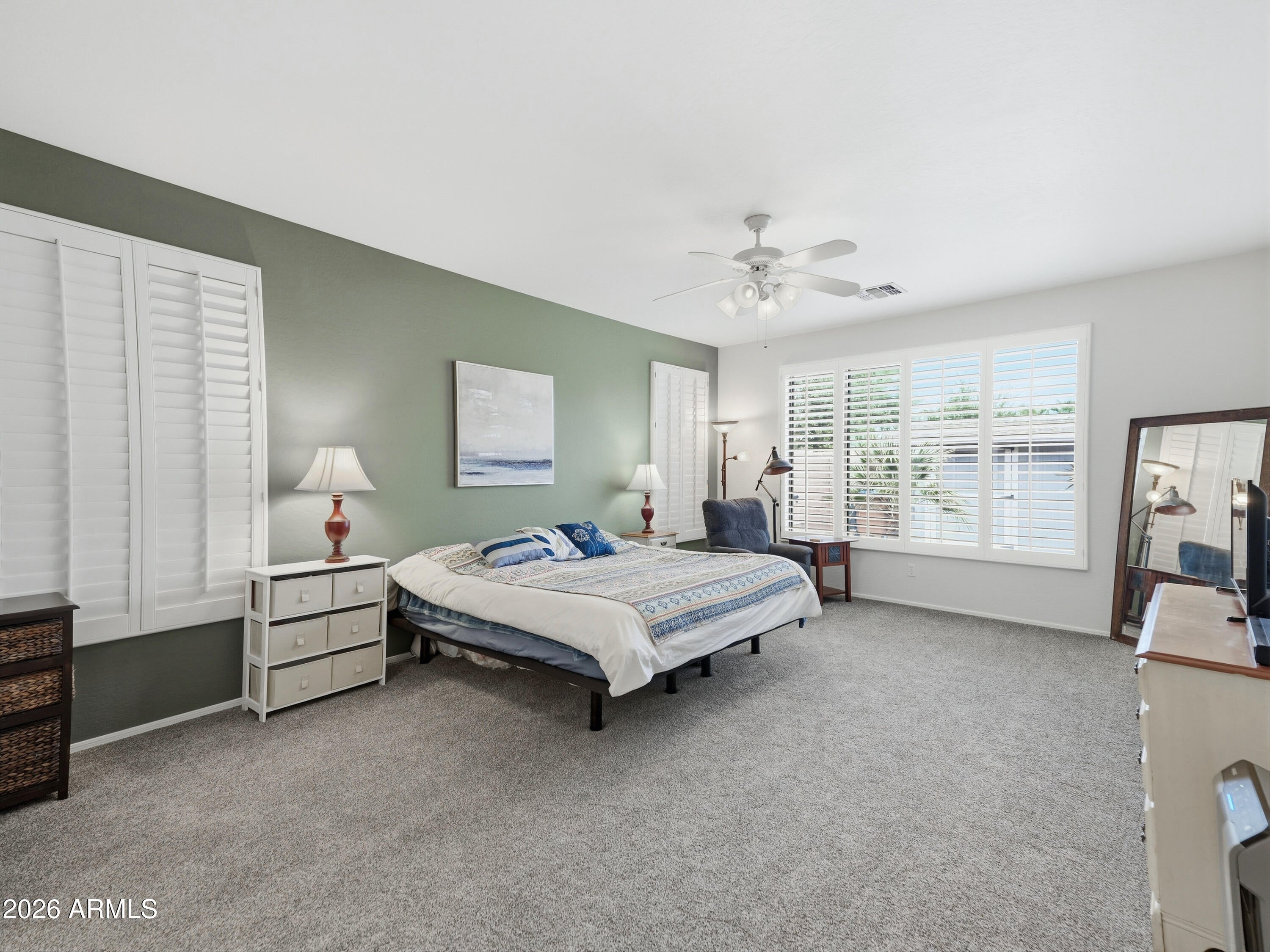 212 E CANARY Court