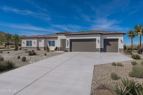 Single Family Residence in Queen Creek AZ 26610 169th Place 1.jpg