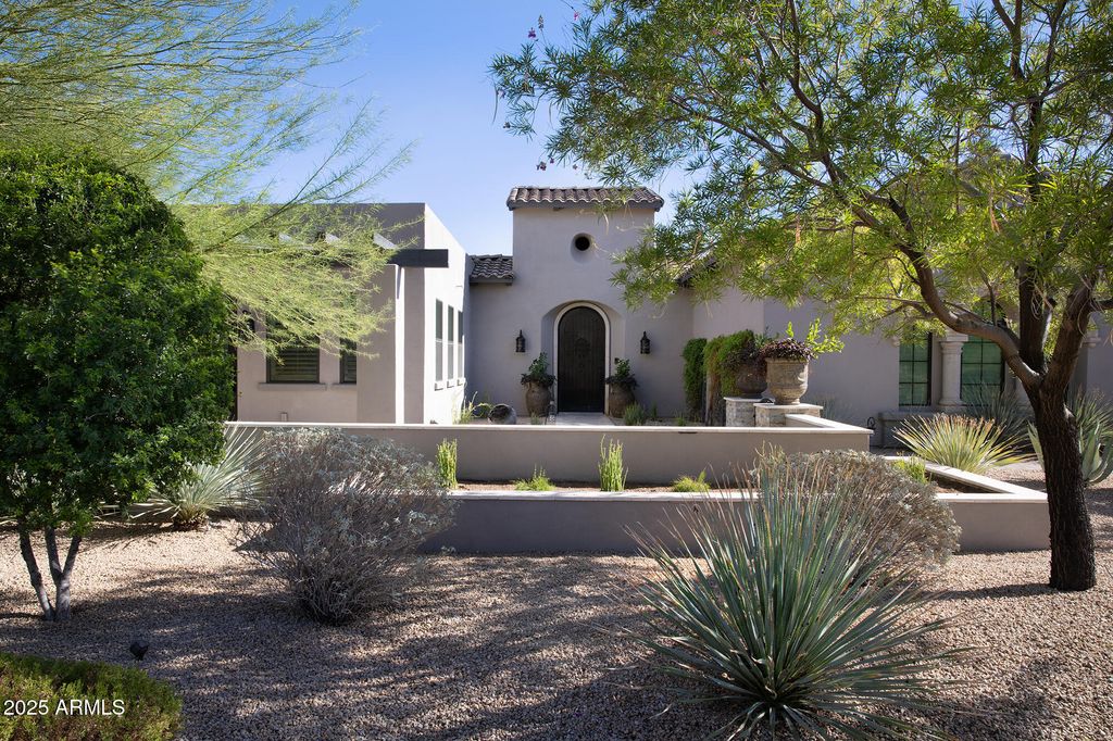 Photo of 7131 E Navarro Way, Scottsdale, AZ 85266 (MLS # 6925066)