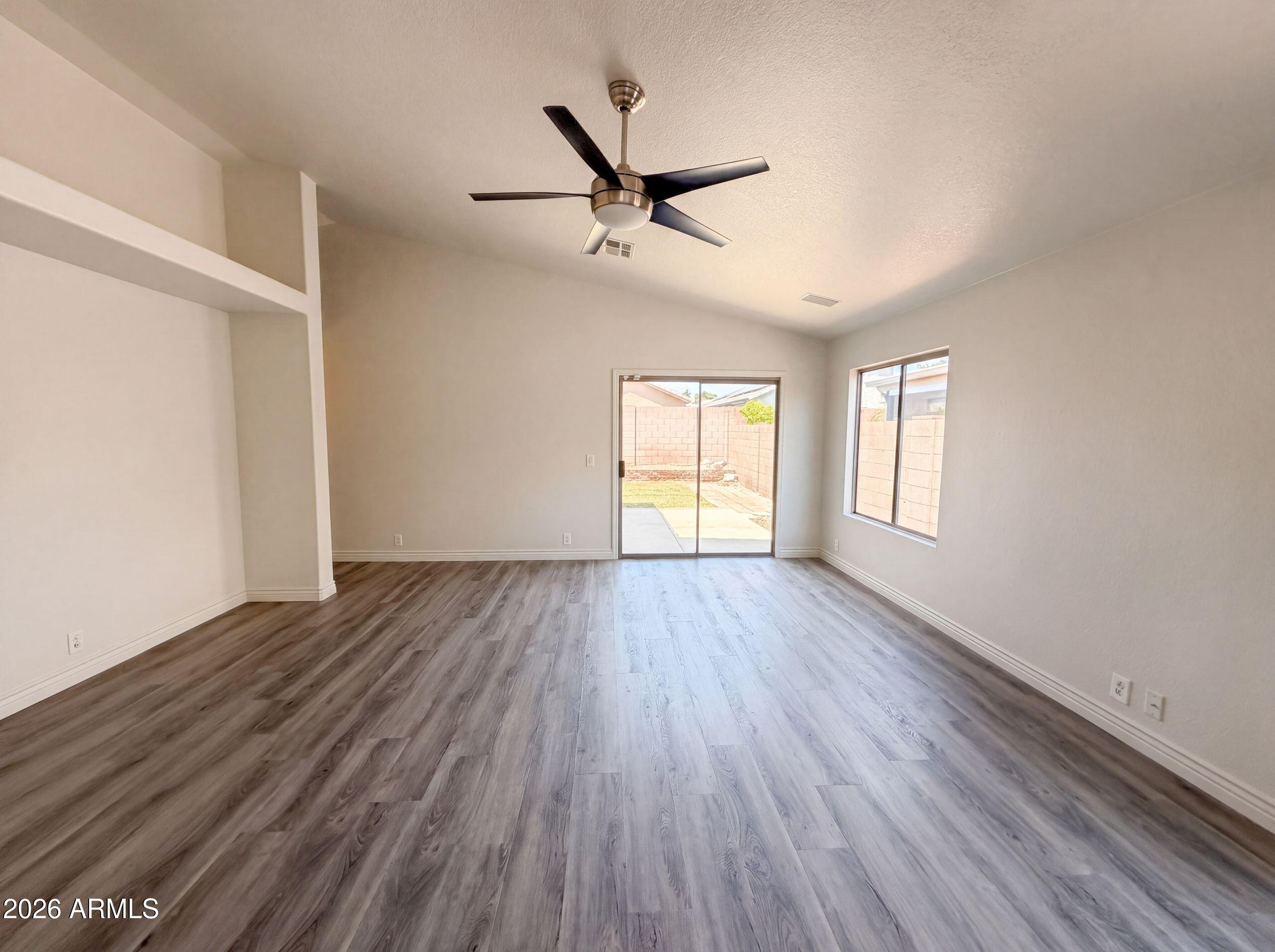 3428 W VIA DEL SOL Drive