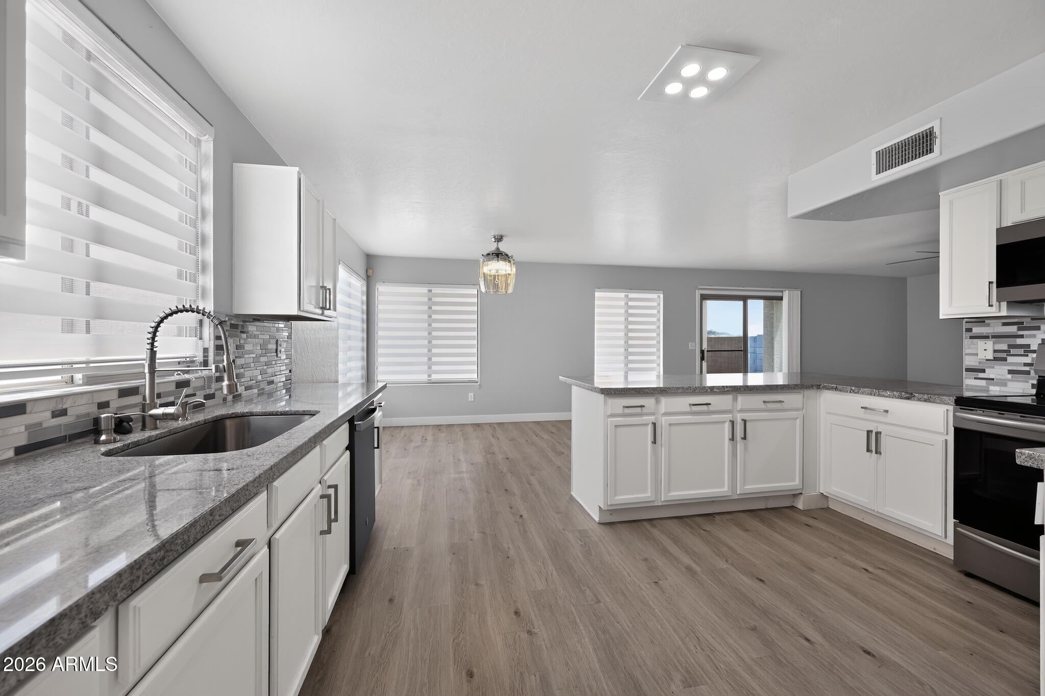 2020 E BEHREND Drive