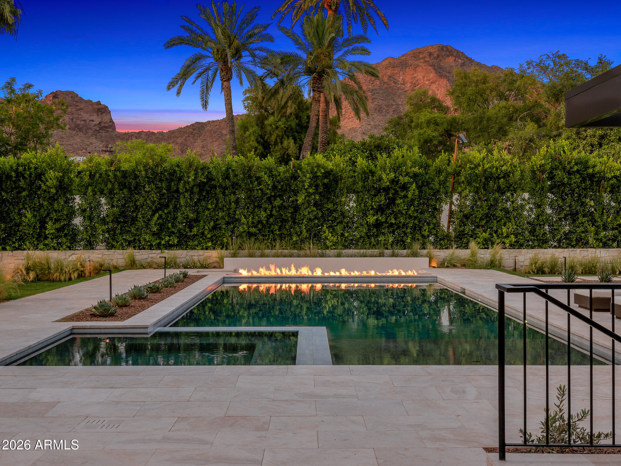 4828 E CALLE DEL MEDIO --