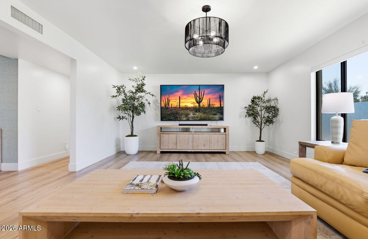 BRAECREST - Residential