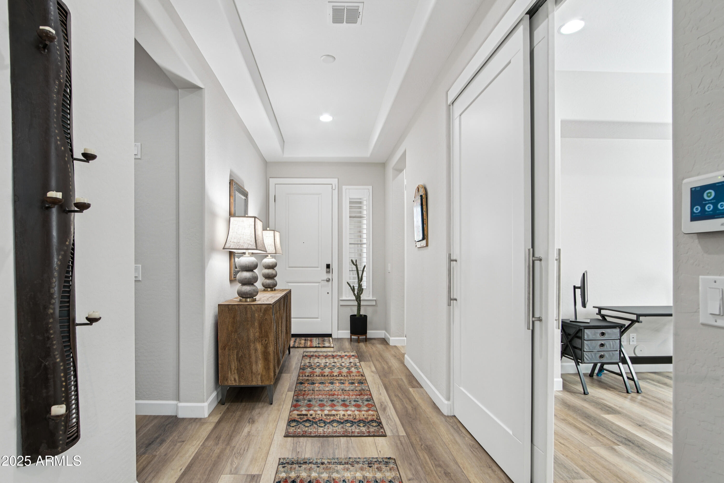 595 E CITRUS HOLLOW Way