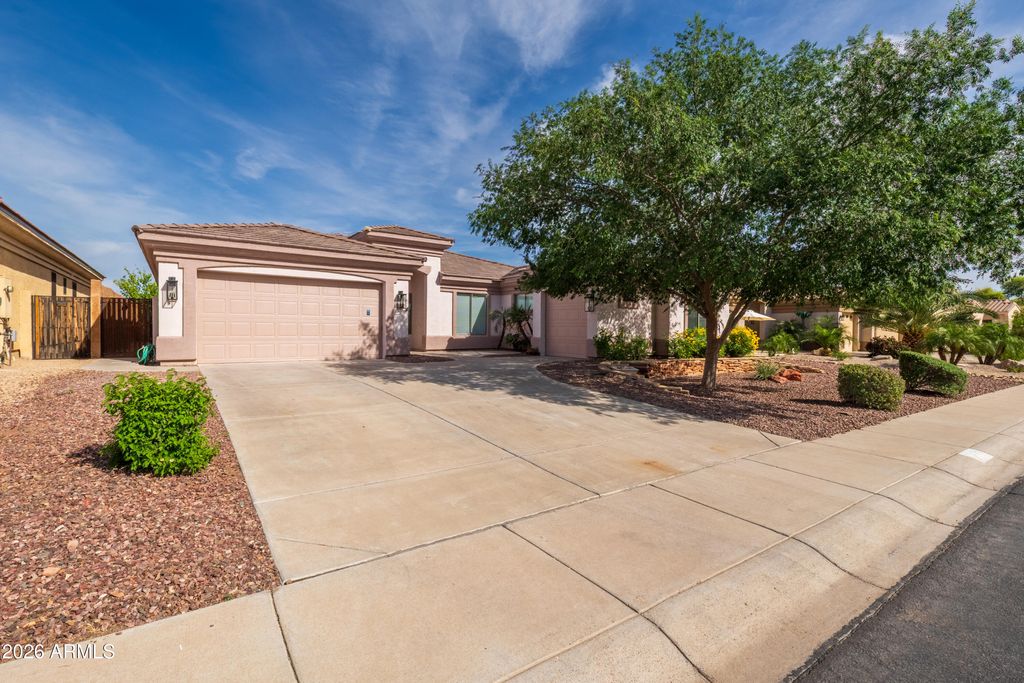 Photo of 14143 N 90th Lane, Peoria, AZ 85381 (MLS # 7012570)