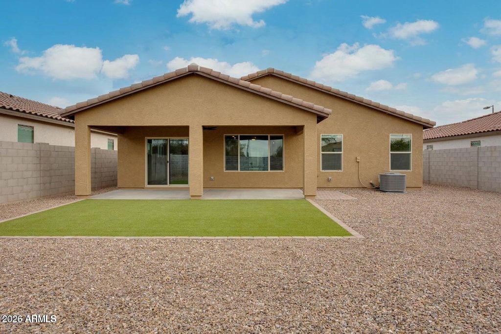 Photo of 7412 S 34th Lane, Phoenix, AZ 85041 (MLS # 7013513)