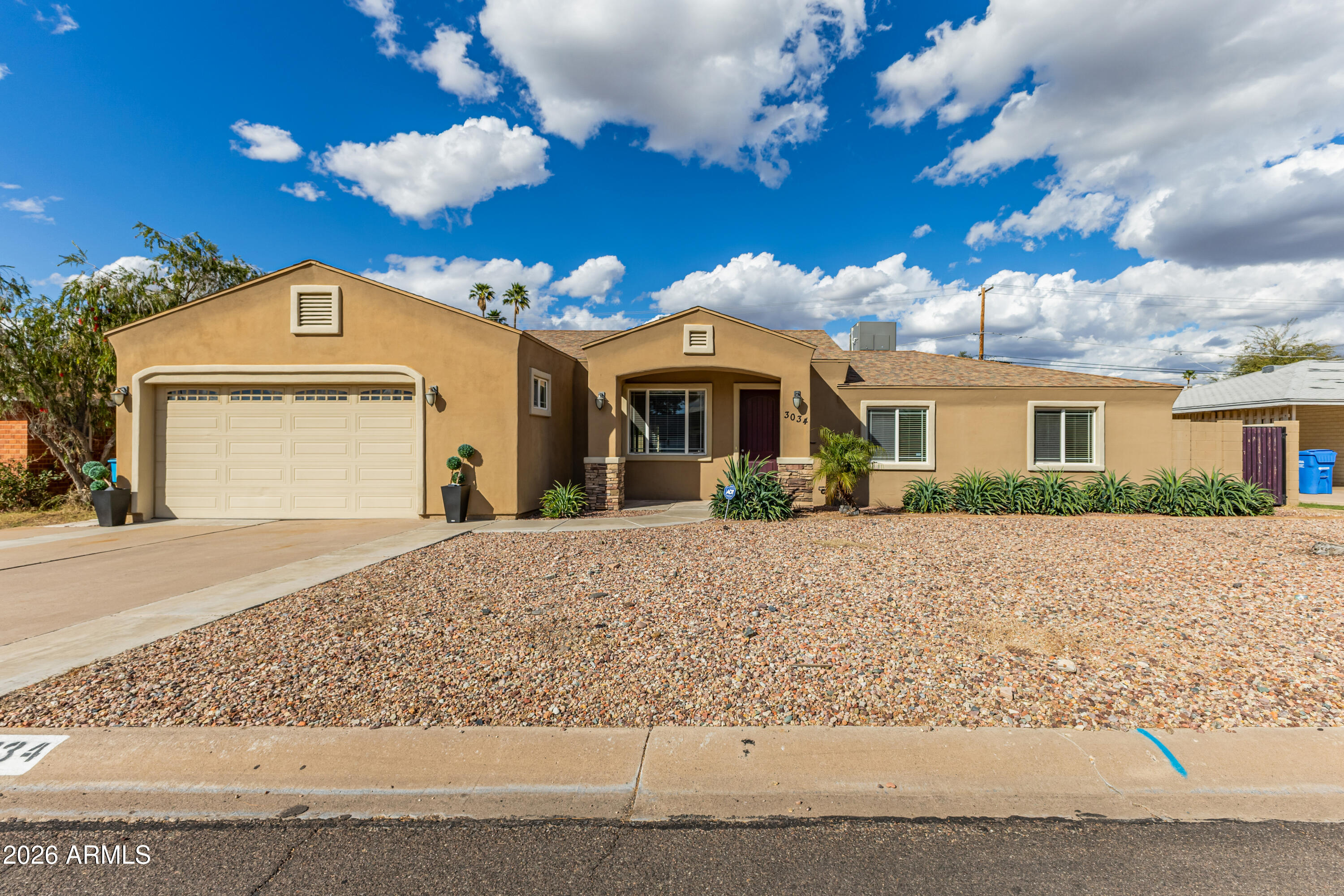 3034 E TURNEY Avenue