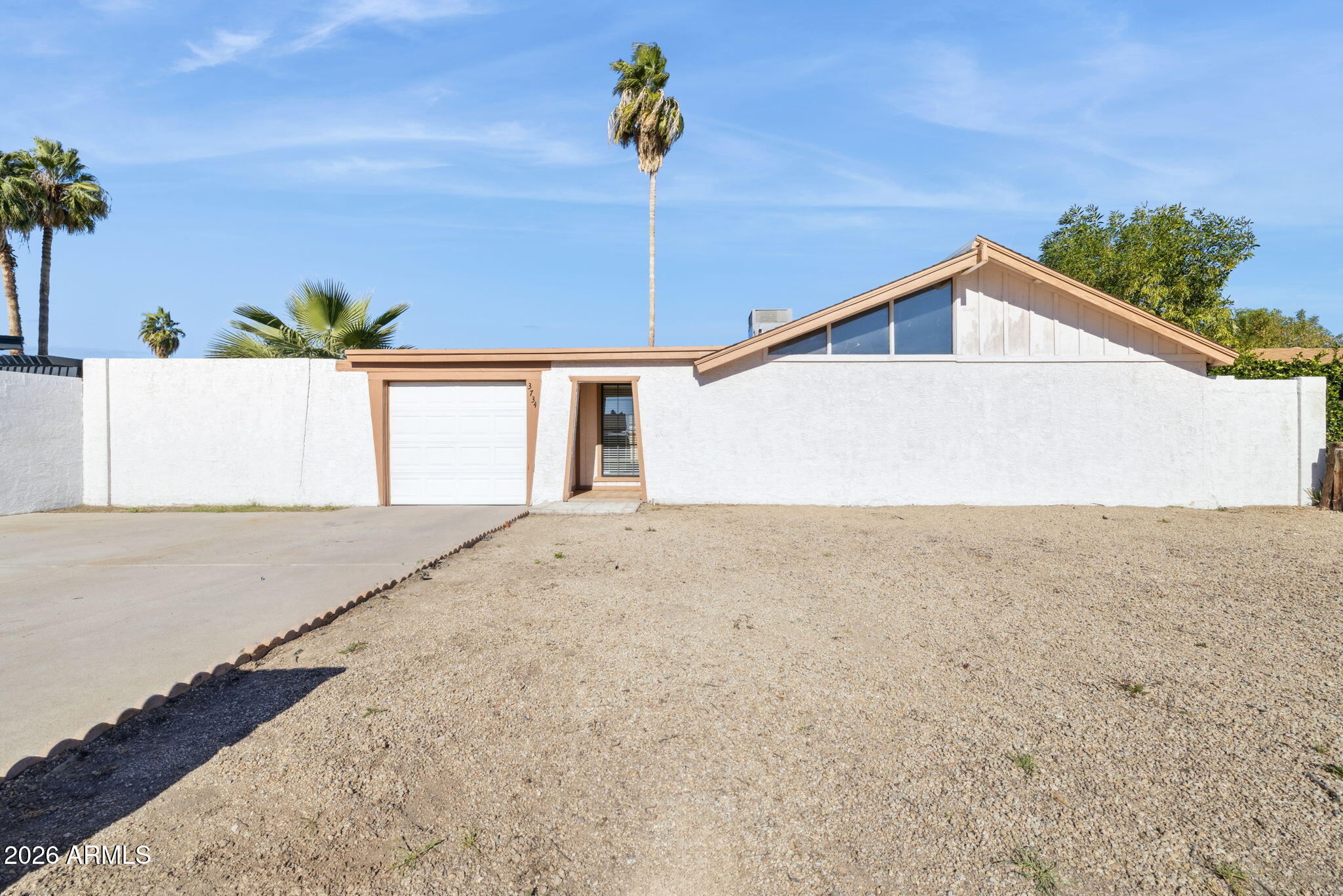 3734 W SAHUARO Drive