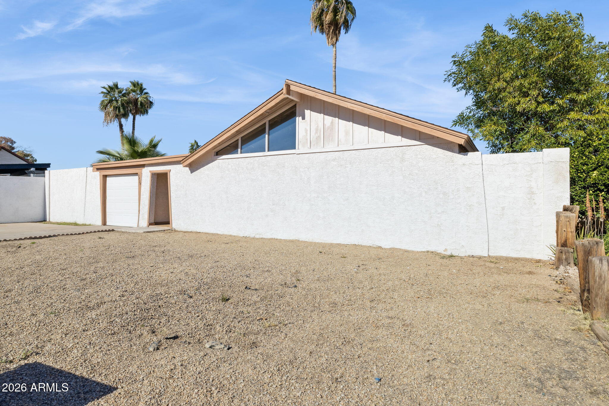 3734 W SAHUARO Drive