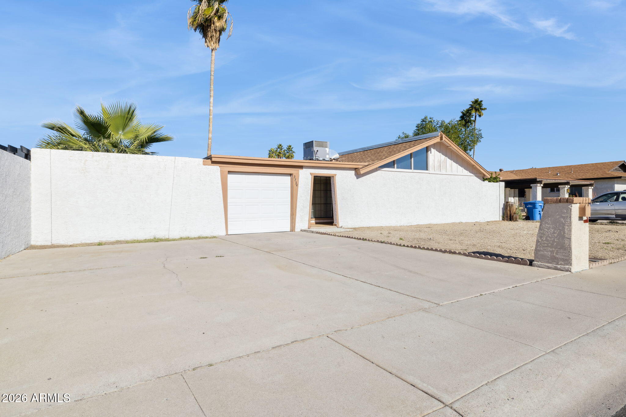 3734 W SAHUARO Drive