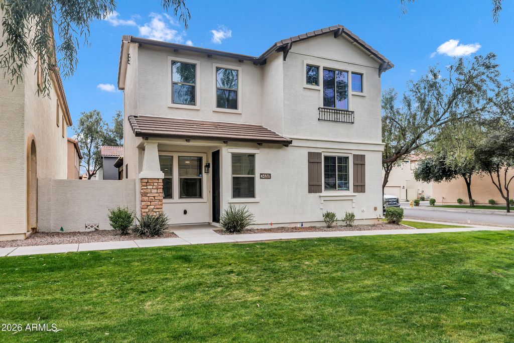 Photo of 3488 S Seneca Way, Gilbert, AZ 85297 (MLS # 6974780)