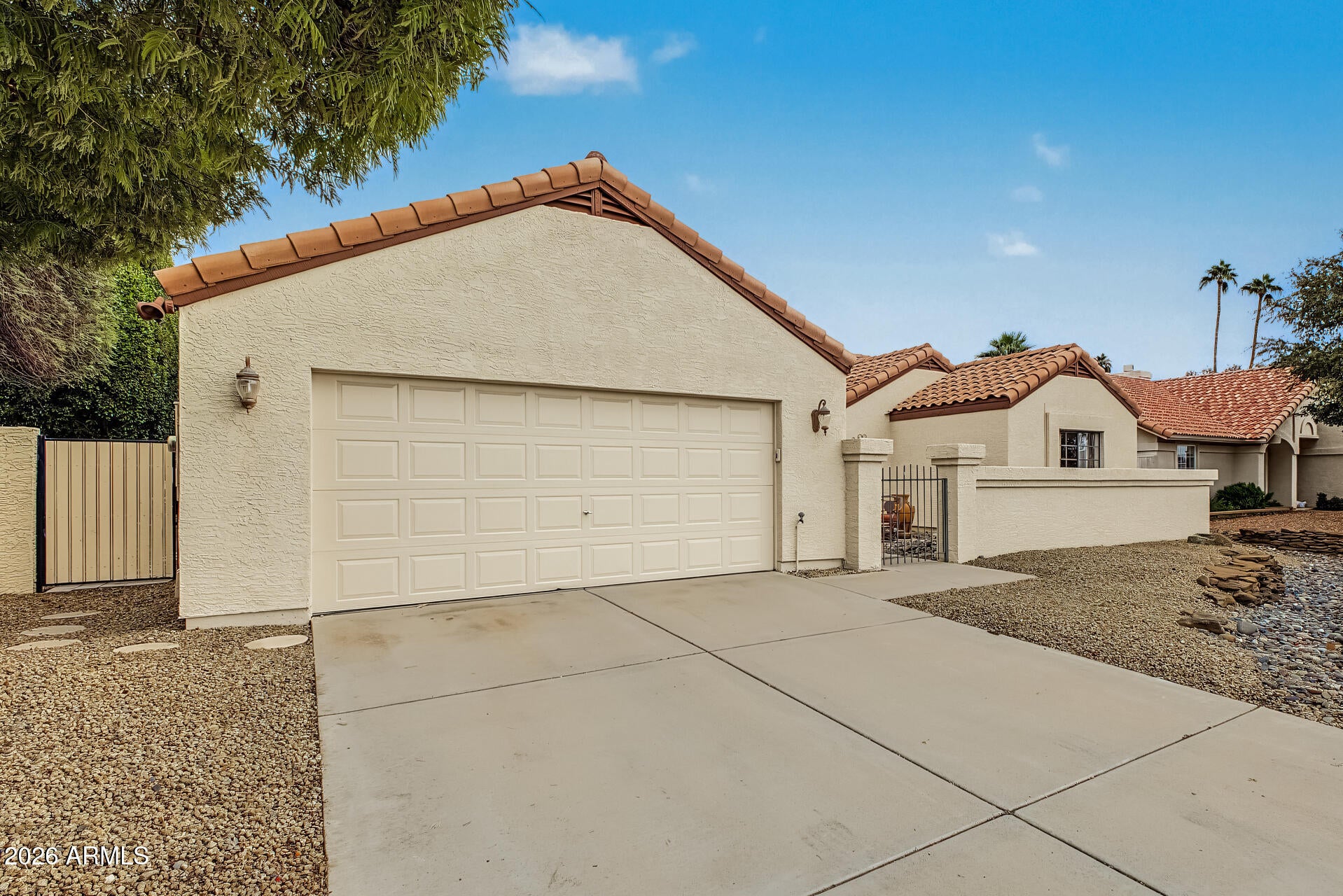 7528 W JULIE Drive