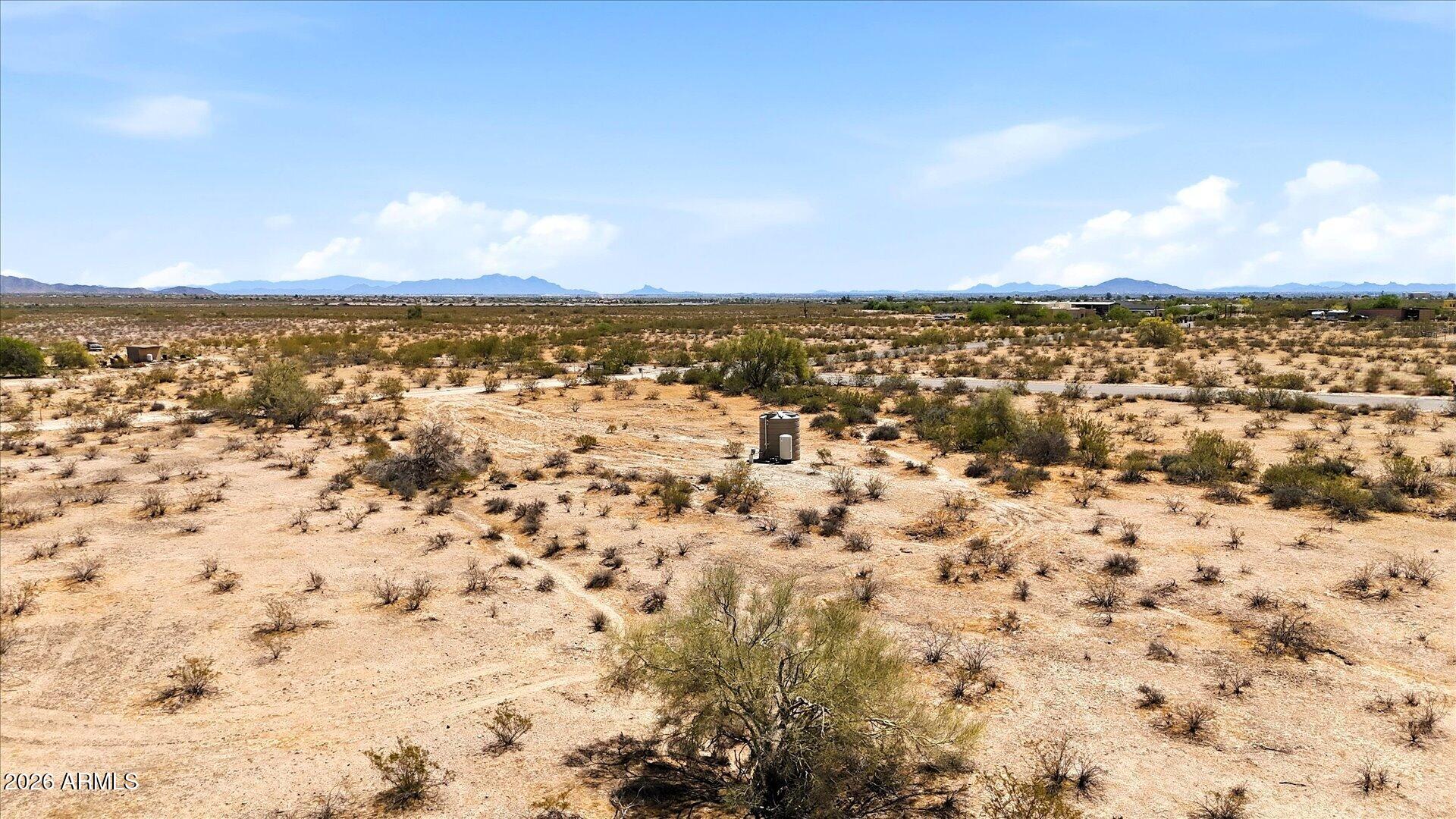 A PORTION OF THE NORTH HALF OF THE NORTHEAST QUART - Land