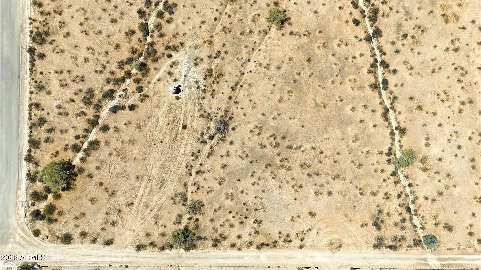A PORTION OF THE NORTH HALF OF THE NORTHEAST QUART - Land