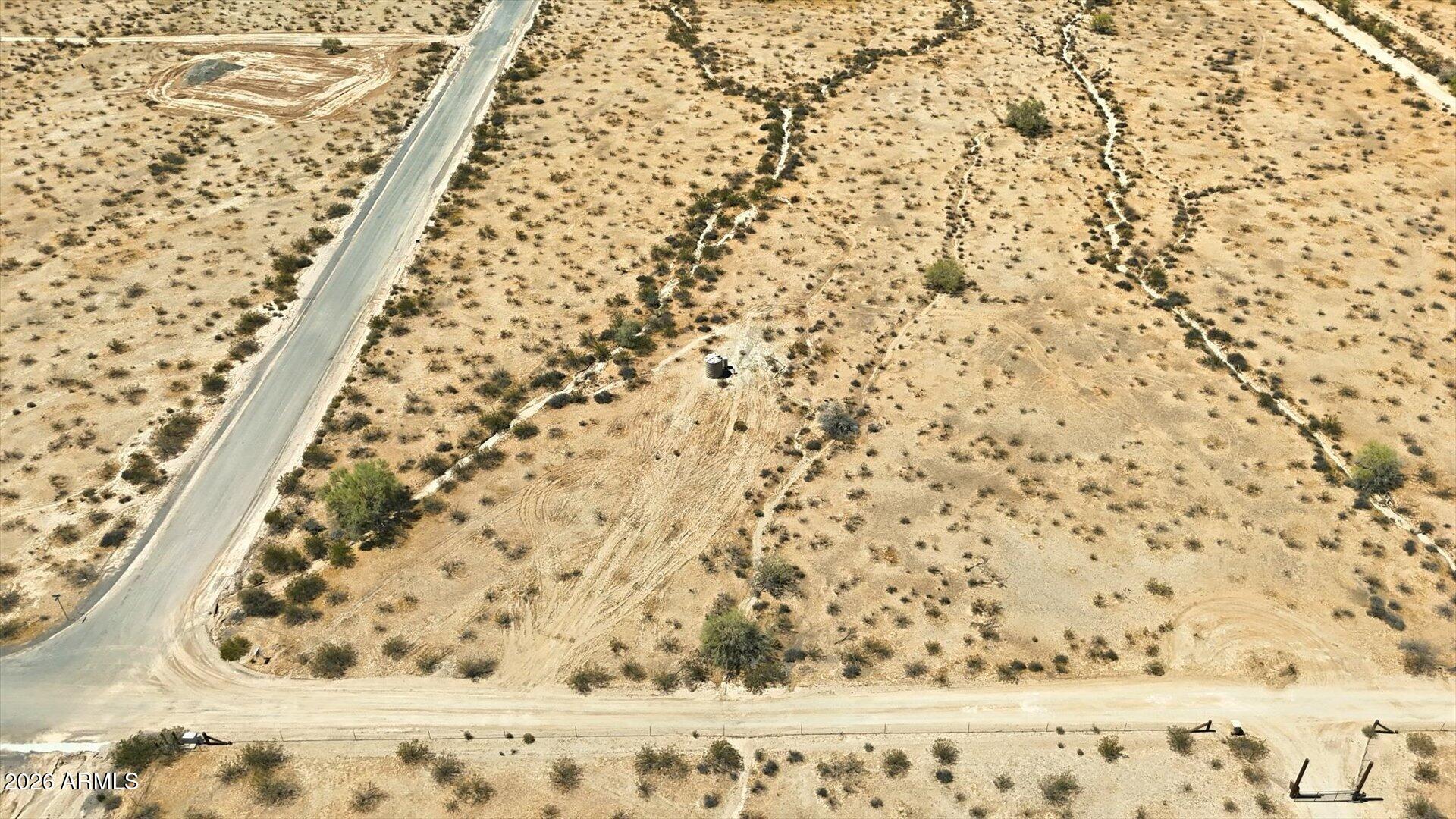 A PORTION OF THE NORTH HALF OF THE NORTHEAST QUART - Land
