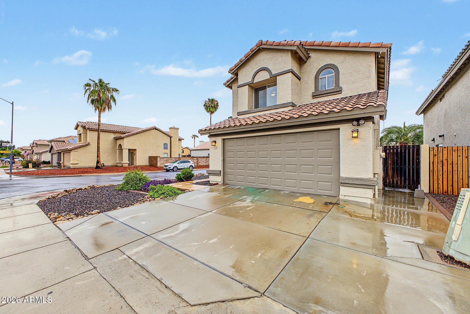 5003 W WIKIEUP Lane