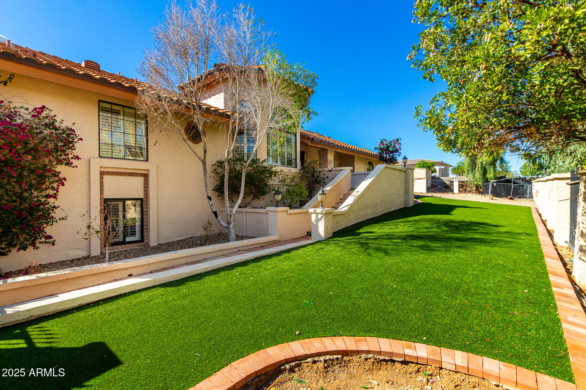13022 W SOLANO Drive
