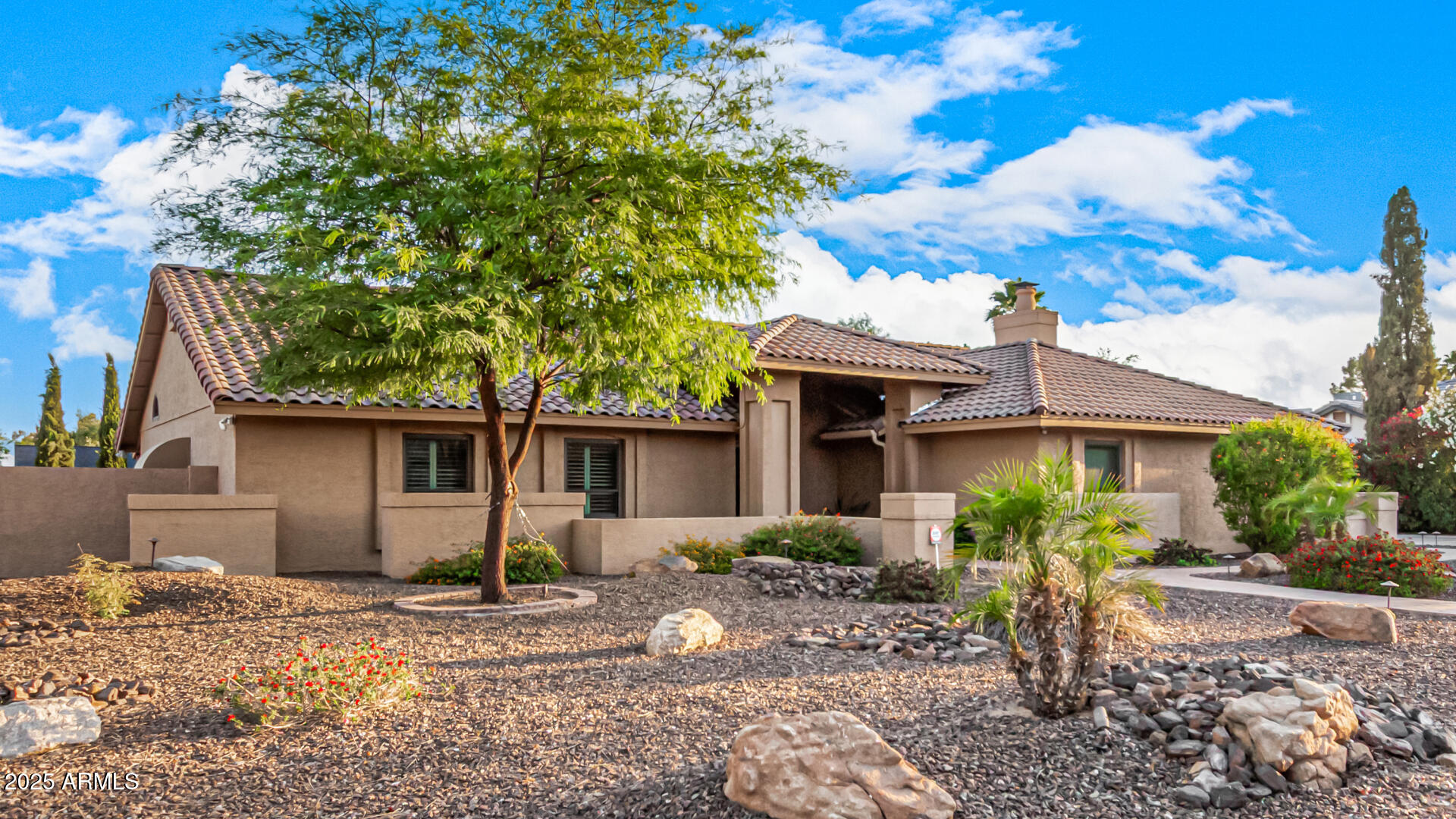 5861 E ANDERSON Drive