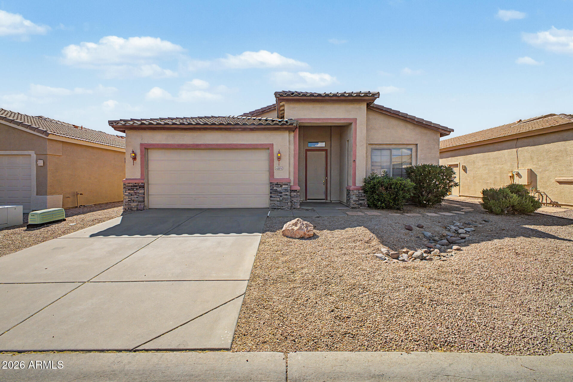 4394 S STRONG BOX Road