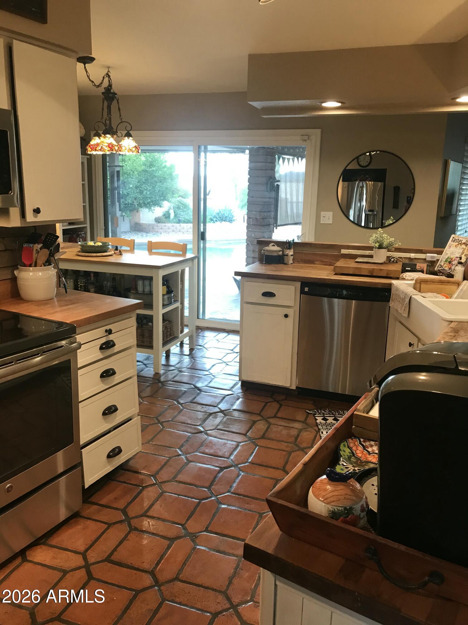 14410 N LARIAT Lane