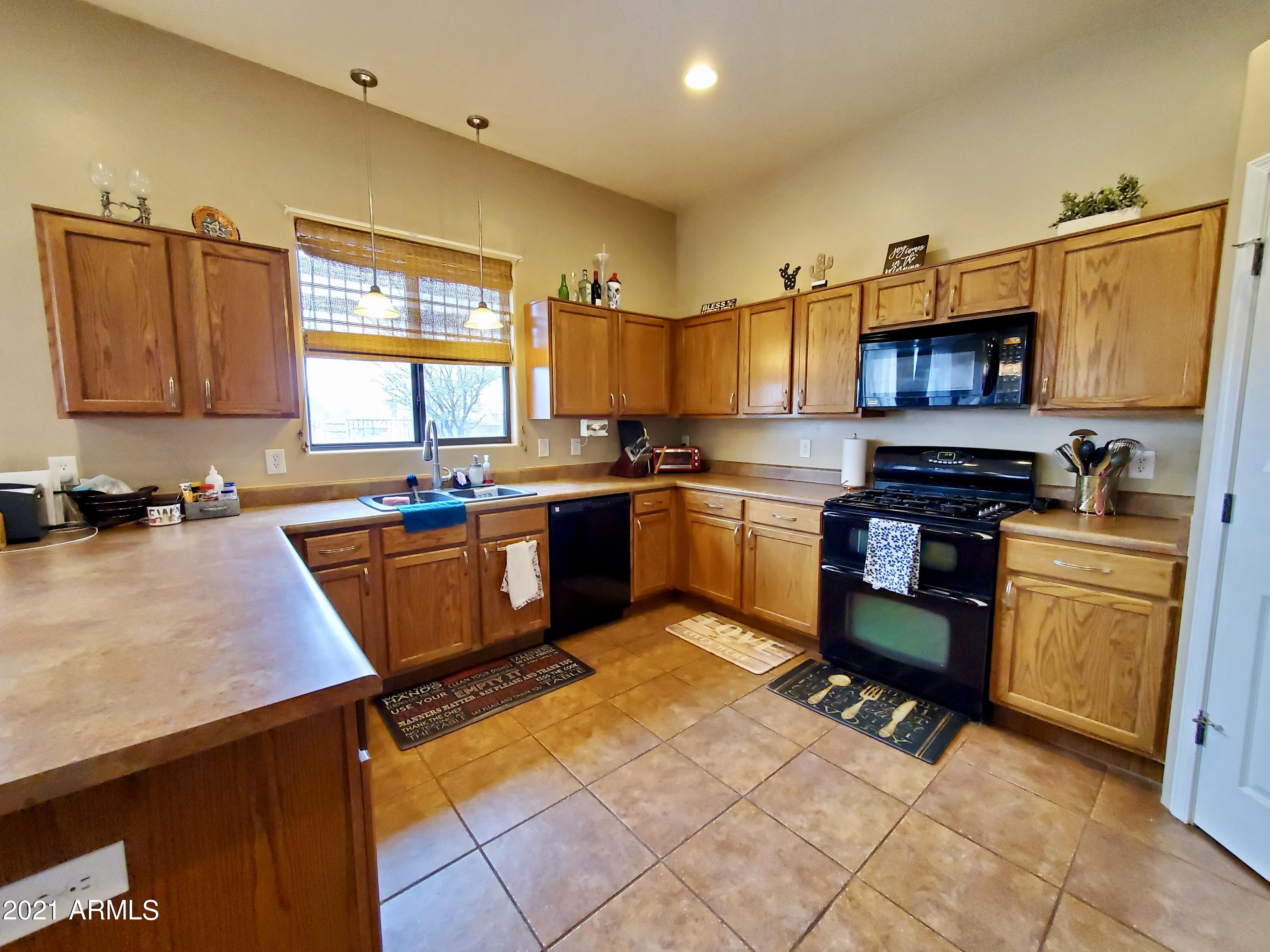 REFLECTIONS AT VALIENTE - Residential