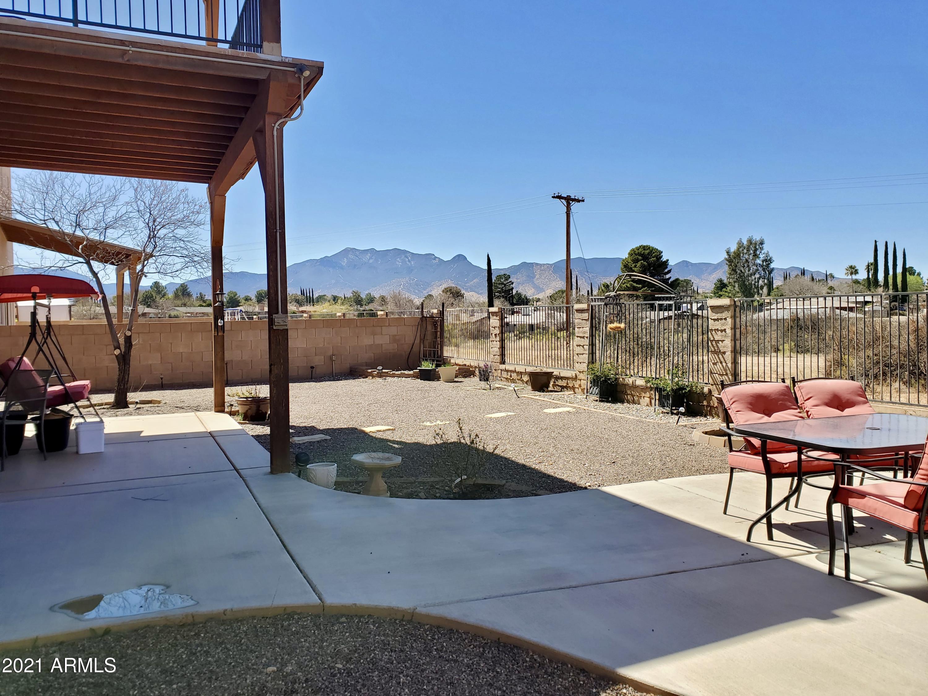 REFLECTIONS AT VALIENTE - Residential