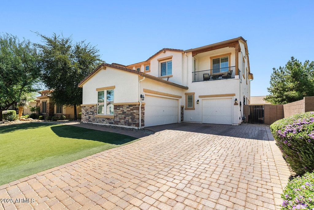 Photo of 3615 E Cassia Lane, Gilbert, AZ 85298 (MLS # 6920991)