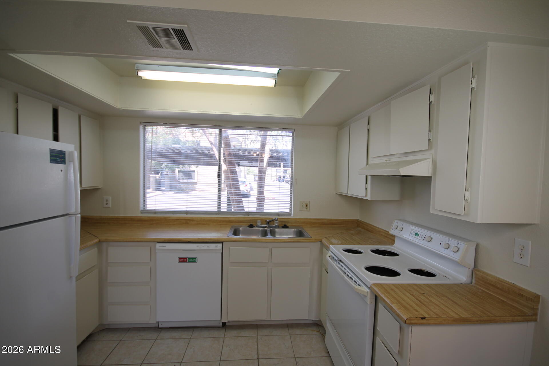 10815 N 15th Lane Apt 1