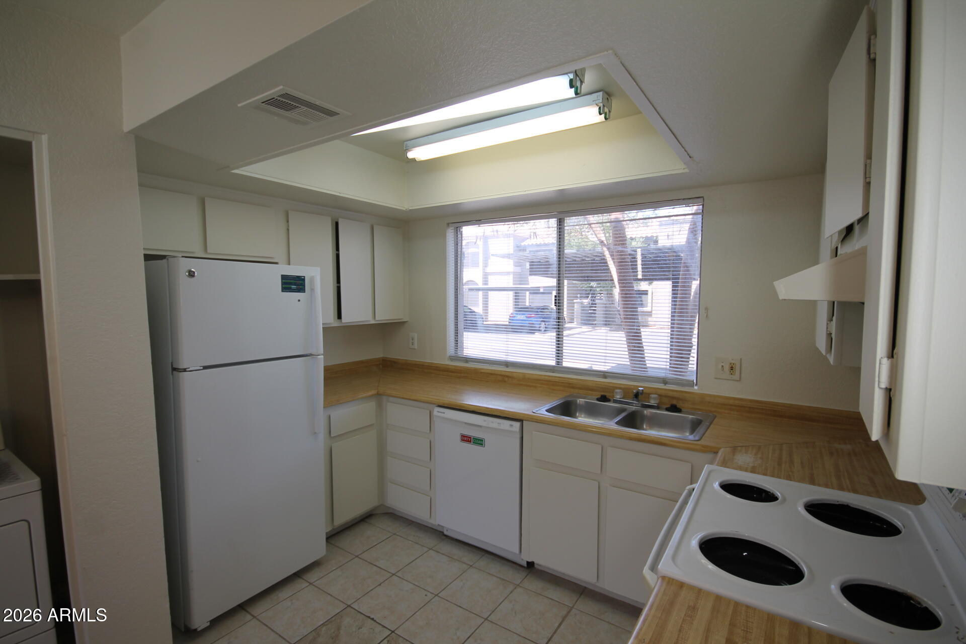 10815 N 15th Lane Apt 1