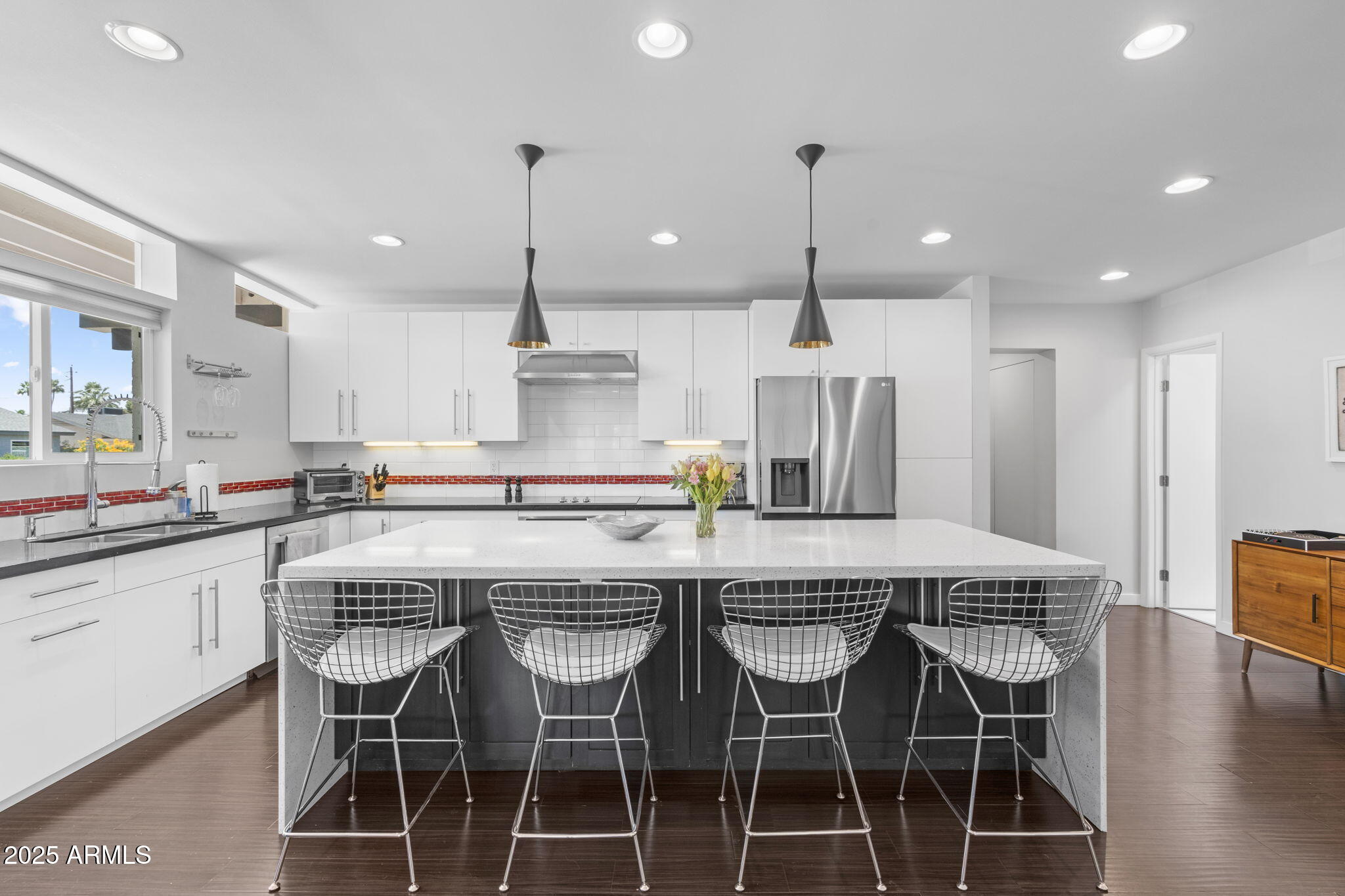 3402 E SELLS Drive