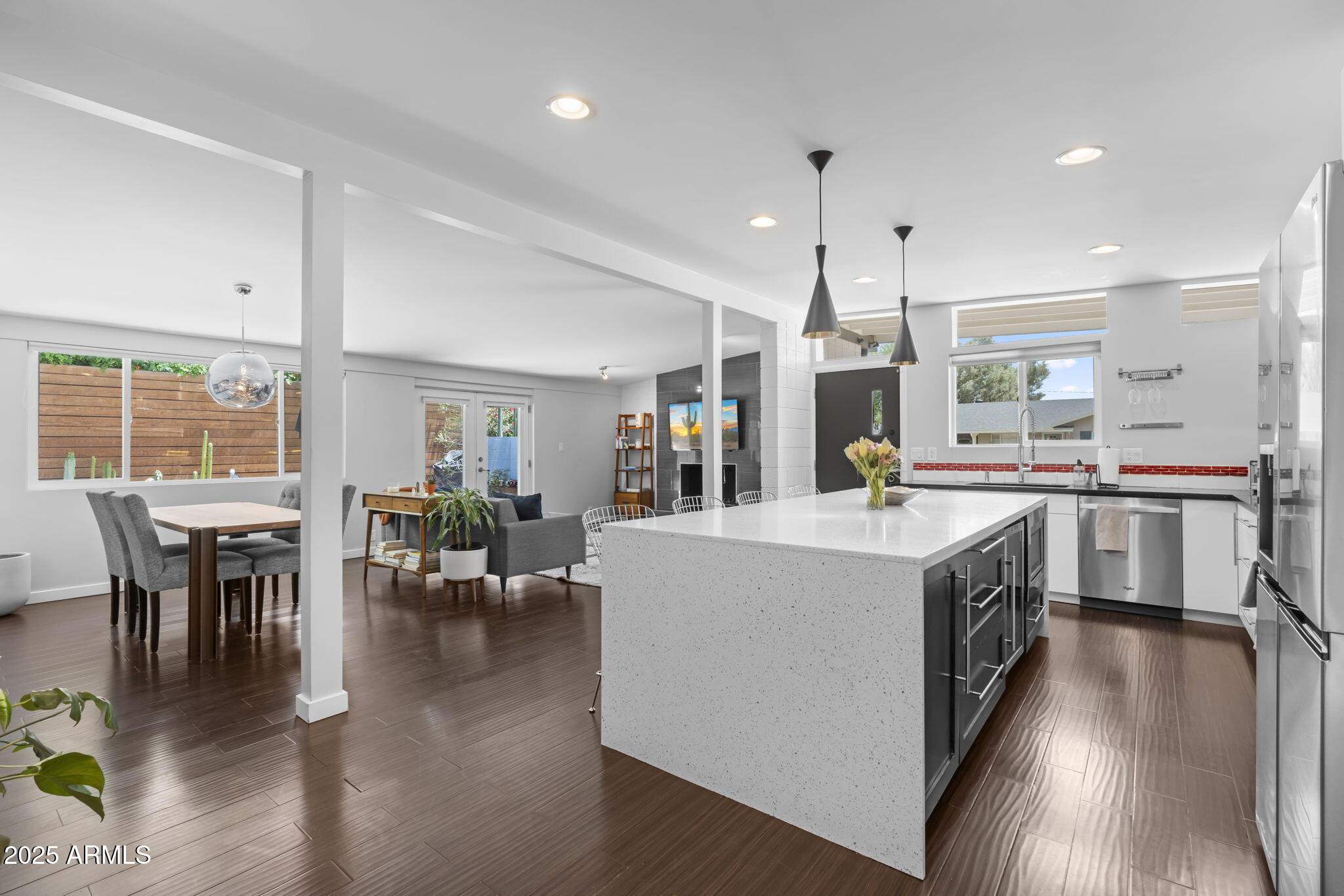 3402 E SELLS Drive