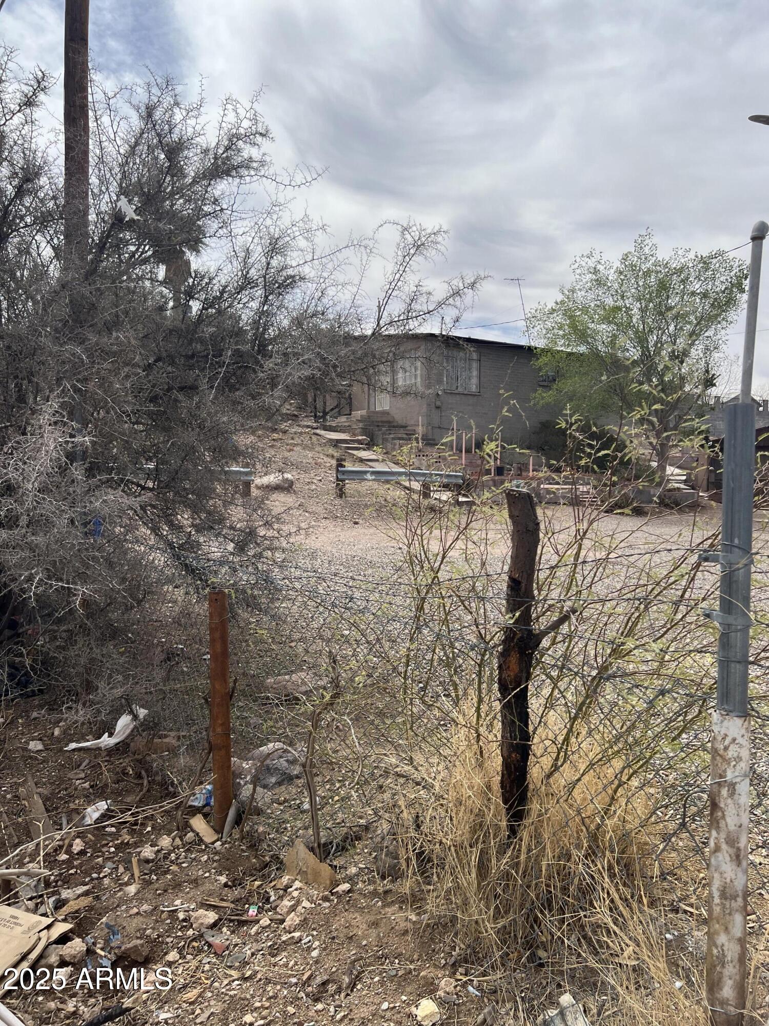 Superior, Arizona 85173, United States, 2 Bedrooms Bedrooms, ,1 BathroomBathrooms,Residential,Pending,91607