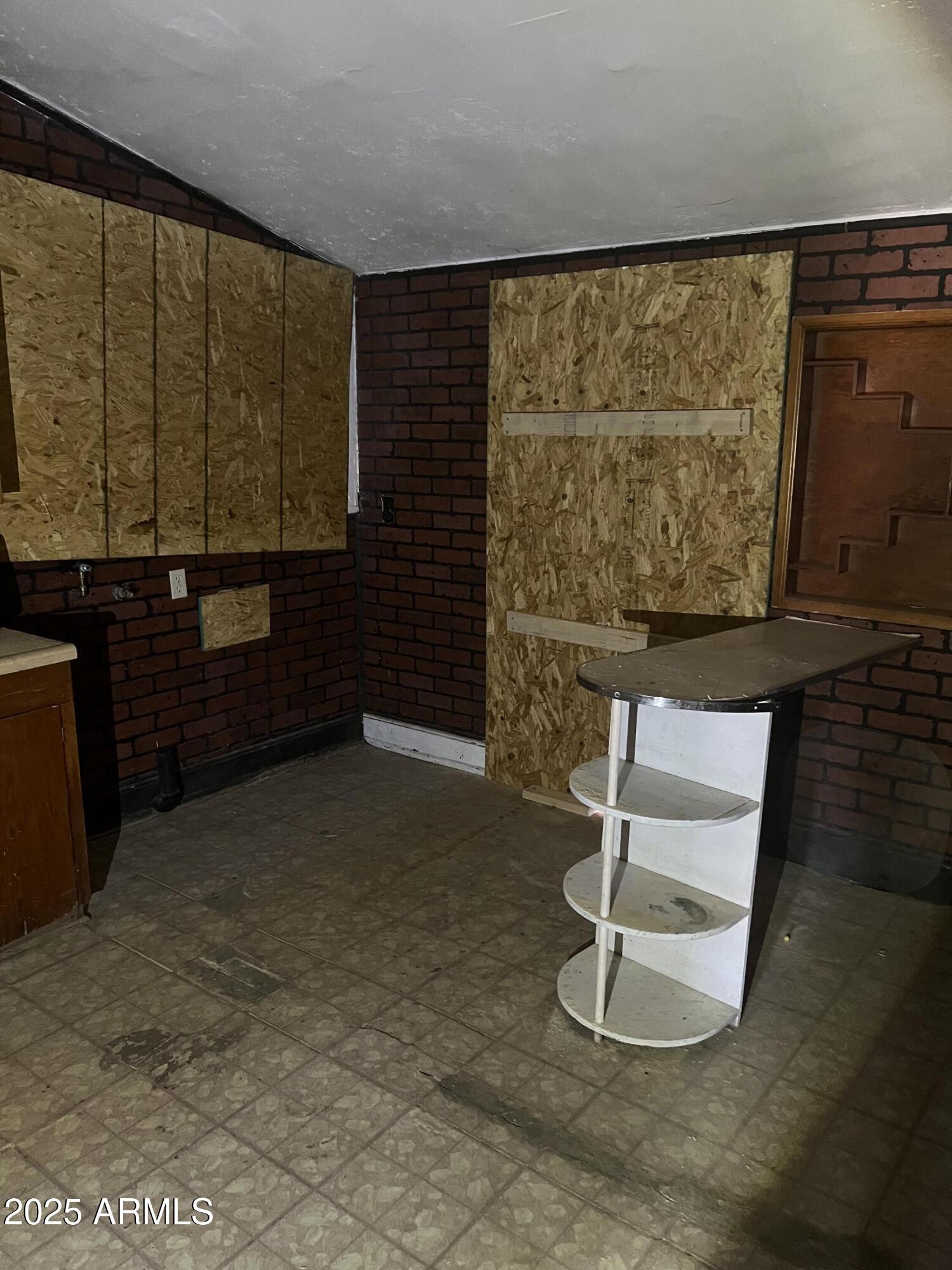 Superior, Arizona 85173, United States, 2 Bedrooms Bedrooms, ,1 BathroomBathrooms,Residential,Pending,91607