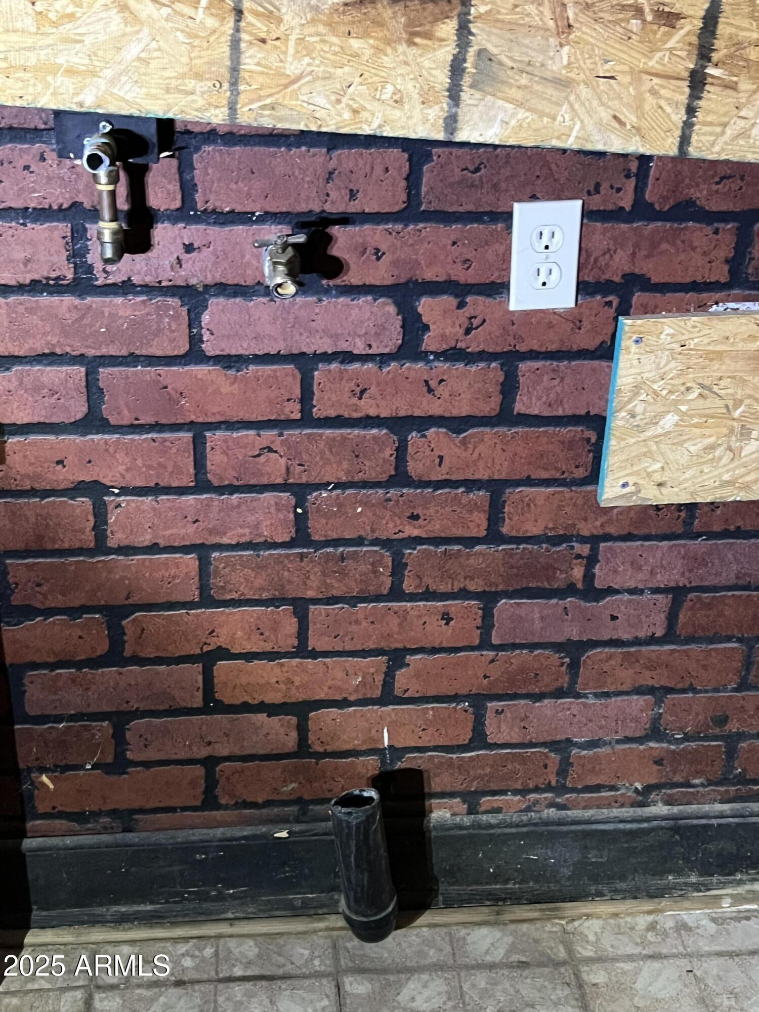 Superior, Arizona 85173, United States, 2 Bedrooms Bedrooms, ,1 BathroomBathrooms,Residential,Pending,91607