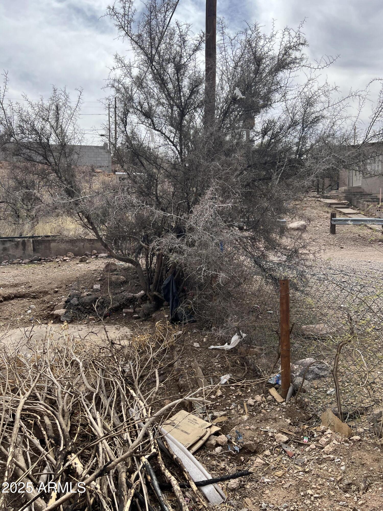 Superior, Arizona 85173, United States, 2 Bedrooms Bedrooms, ,1 BathroomBathrooms,Residential,Pending,91607