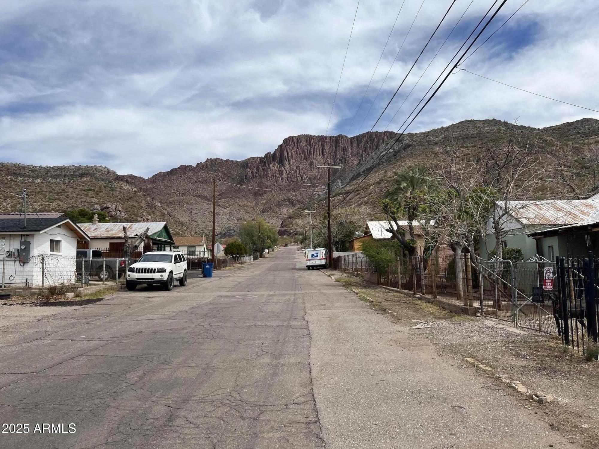 Superior, Arizona 85173, United States, 2 Bedrooms Bedrooms, ,1 BathroomBathrooms,Residential,Pending,91607