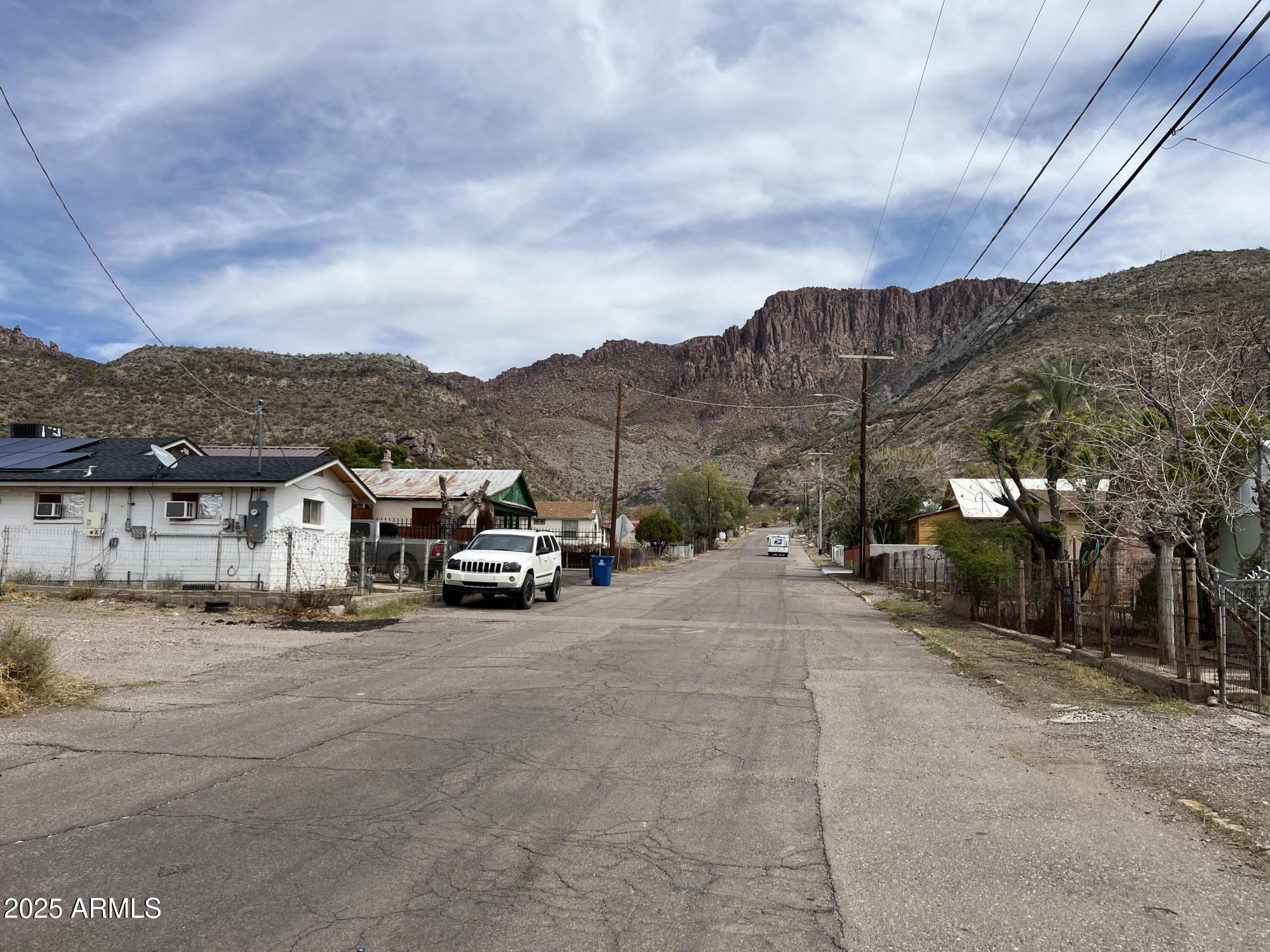 Superior, Arizona 85173, United States, 2 Bedrooms Bedrooms, ,1 BathroomBathrooms,Residential,Pending,91607