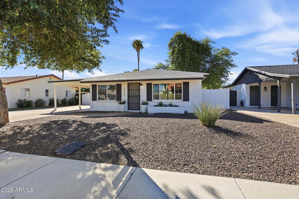 Photo of 7715 E Earll Drive, Scottsdale, AZ 85251 (MLS # 7091653)