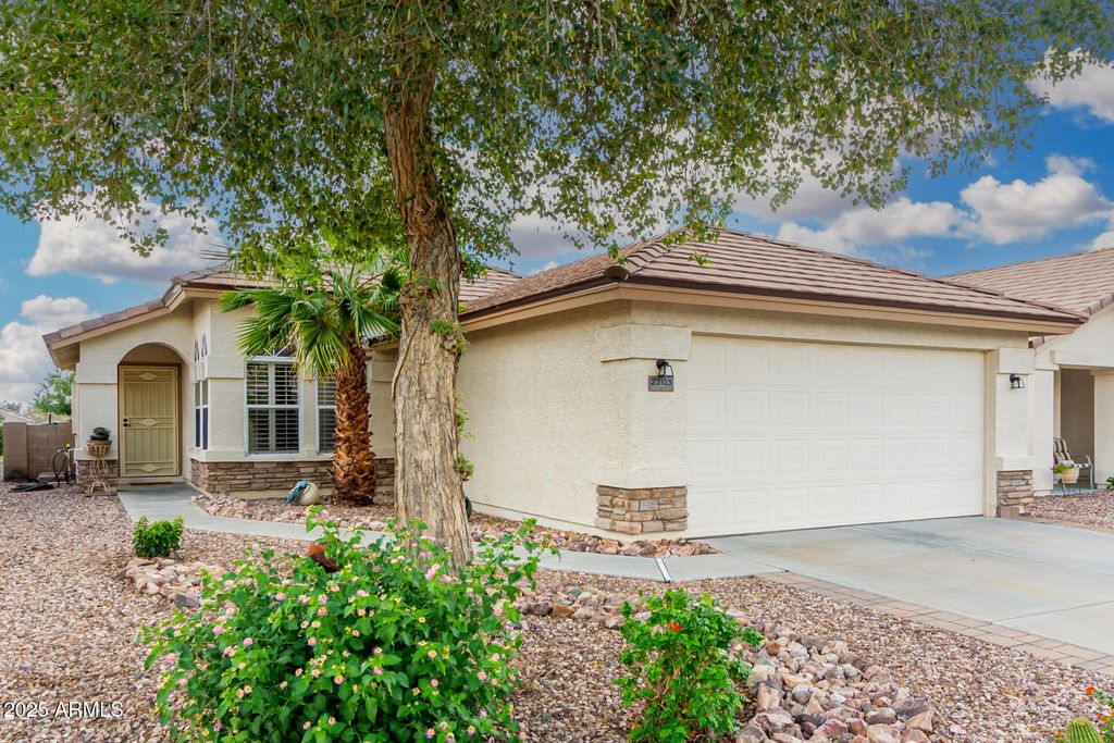 Photo of 23103 W Lasso Lane, Buckeye, AZ 85326 (MLS # 6930938)