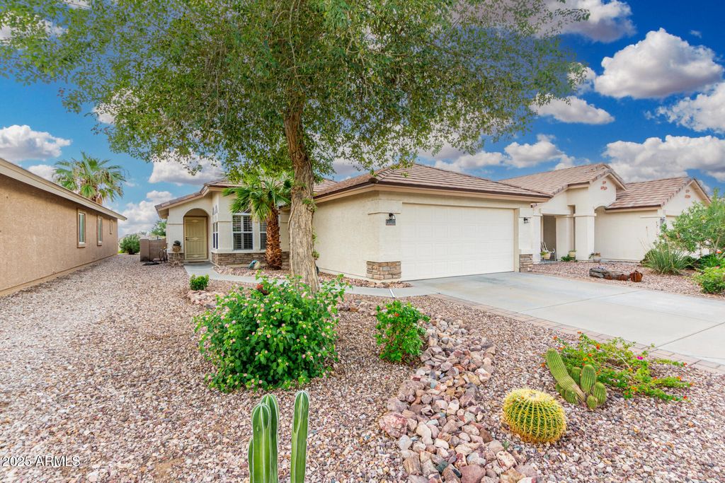 Photo of 23103 W Lasso Lane, Buckeye, AZ 85326 (MLS # 6930938)
