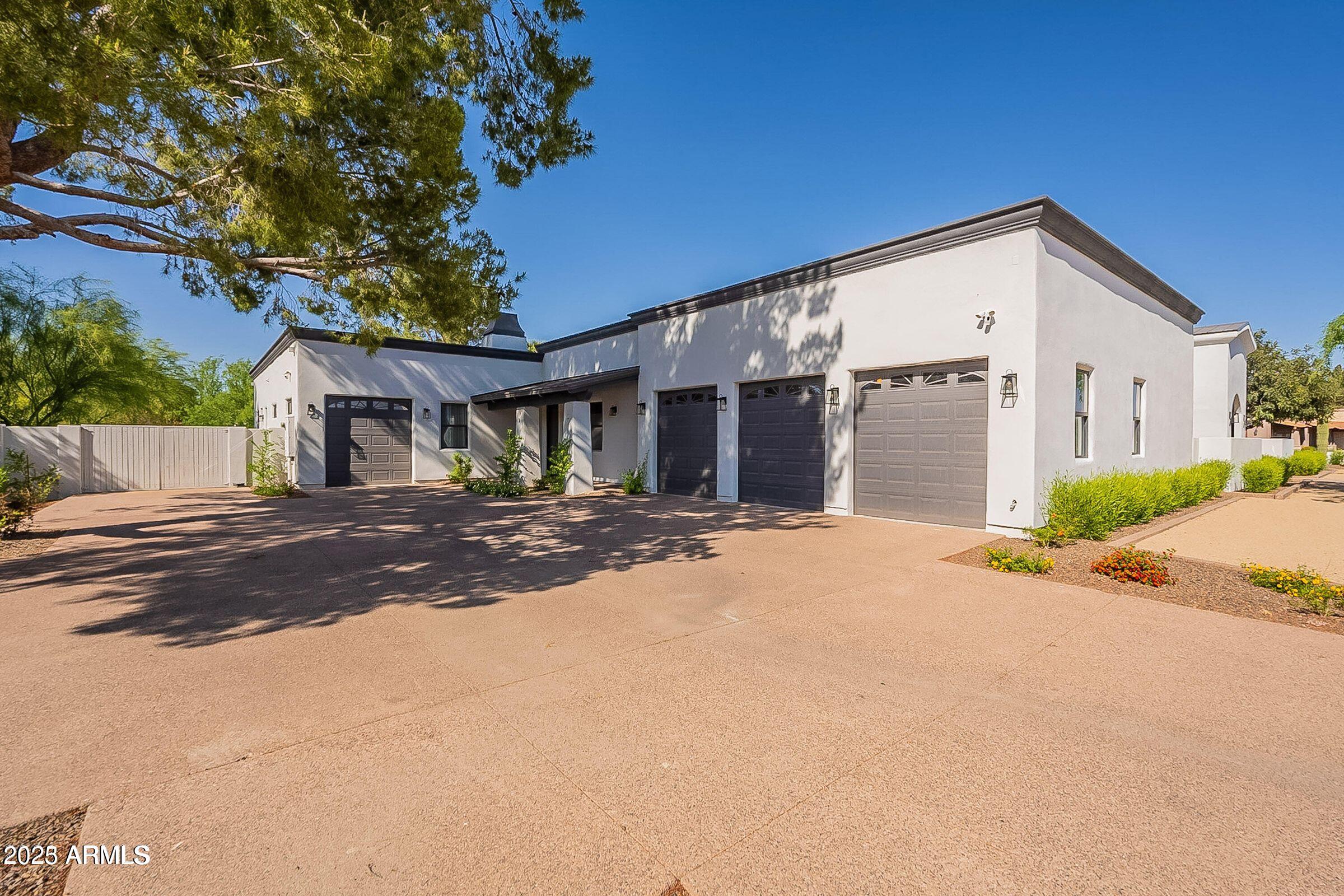 6102 E GOLD DUST Avenue