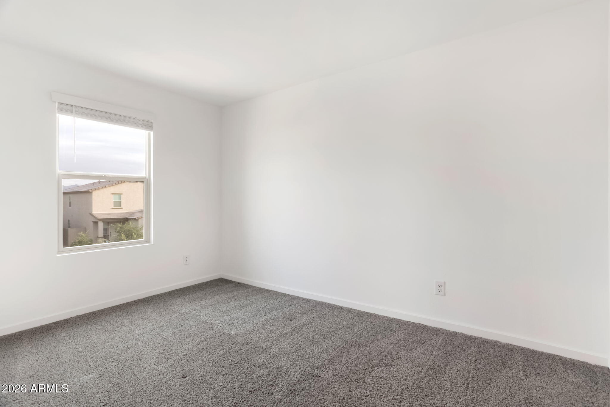ELEMENT ON EUCLID - Residential