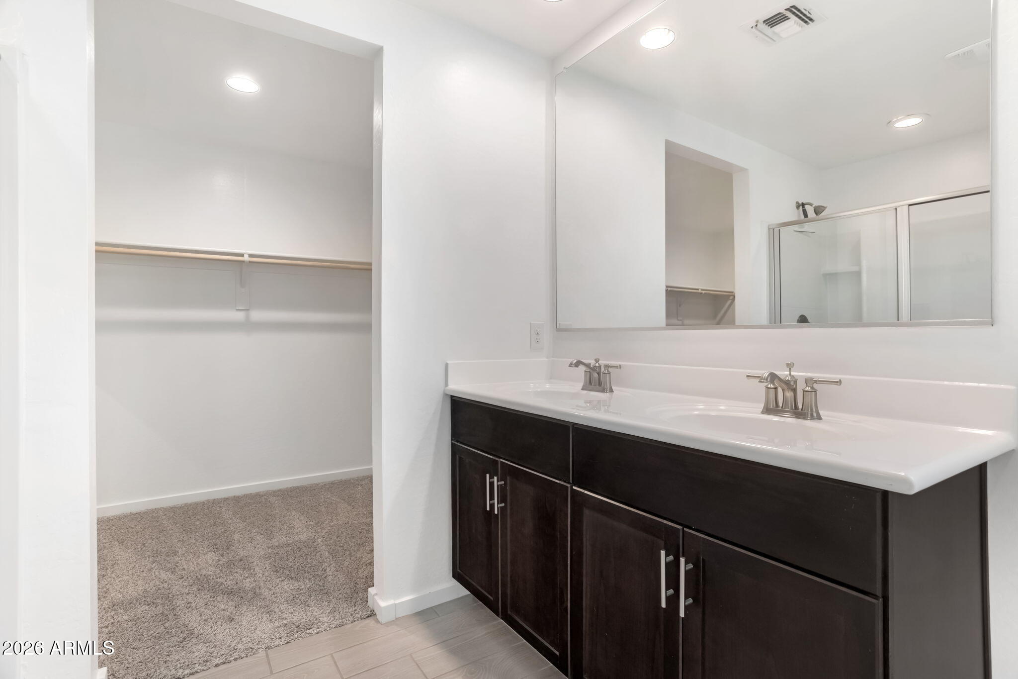 ELEMENT ON EUCLID - Residential