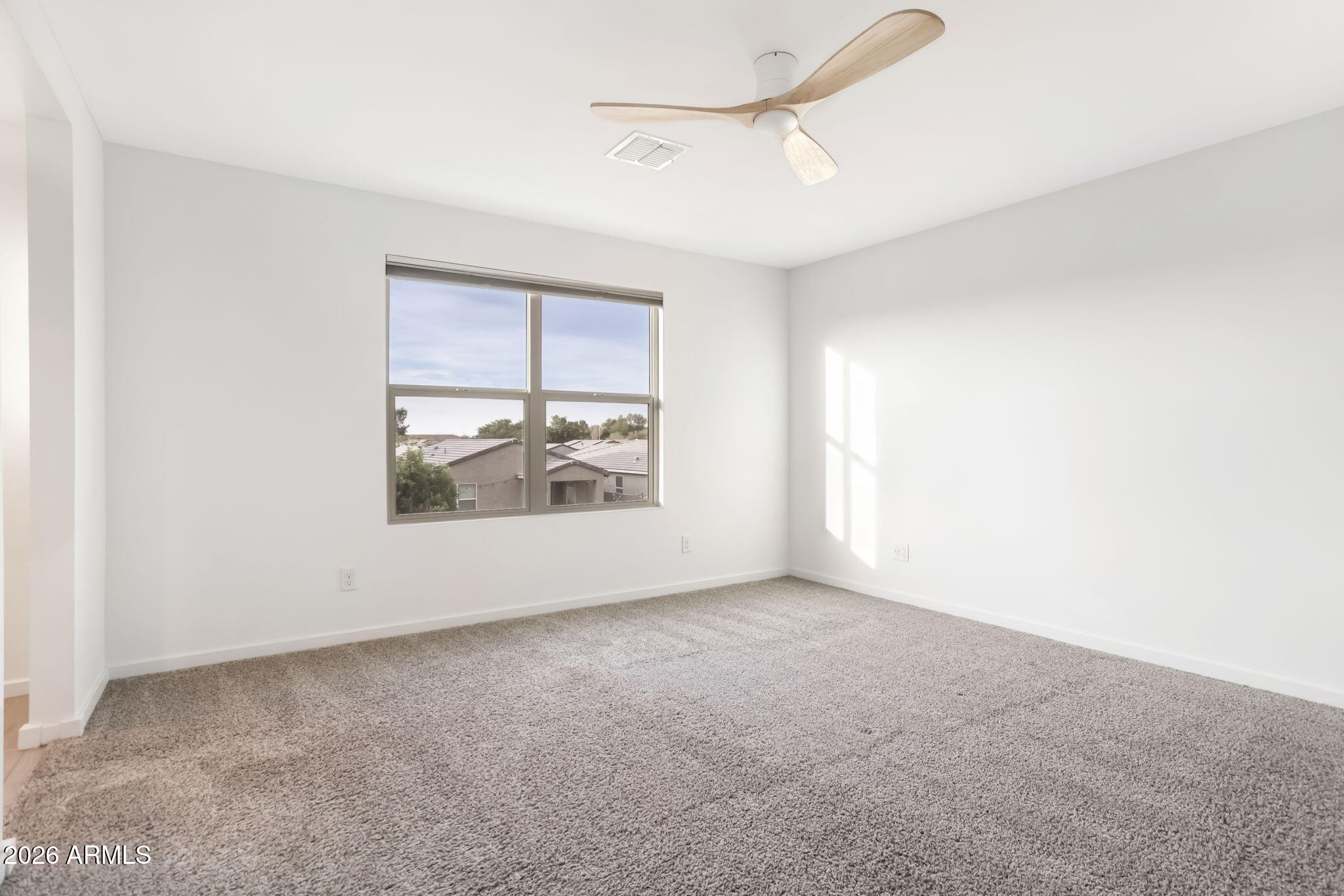 ELEMENT ON EUCLID - Residential